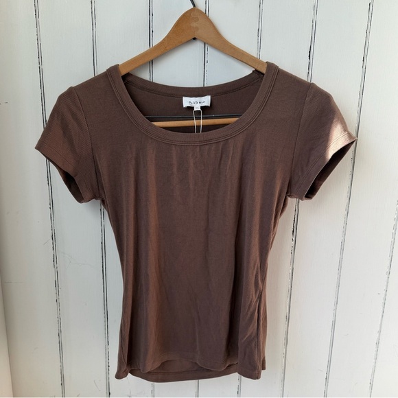NWT Bohme Brown Ribbed Fitted Tee - Picture 1 of 4